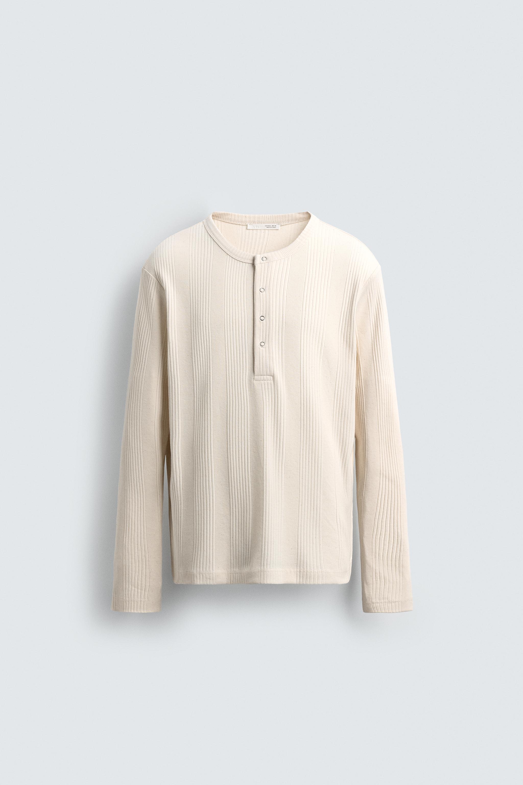 STRUCTURED HENLEY COLLAR T-SHIRT